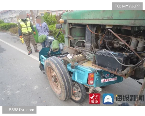 熊朝忠家的拖拉机还没换，冠军奖金全砸进村口小卖部了？