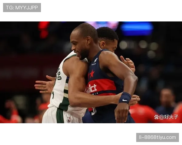 米德尔顿三分命中率提升显著 拉开与队友得分差距