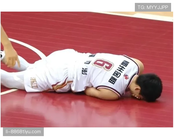 肘部动作是否犯规？裁判如何界定有意与无意的判罚标准