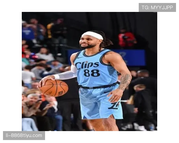 帕蒂·米尔斯投篮无球跑动增强进攻空间 提升球队三分效率