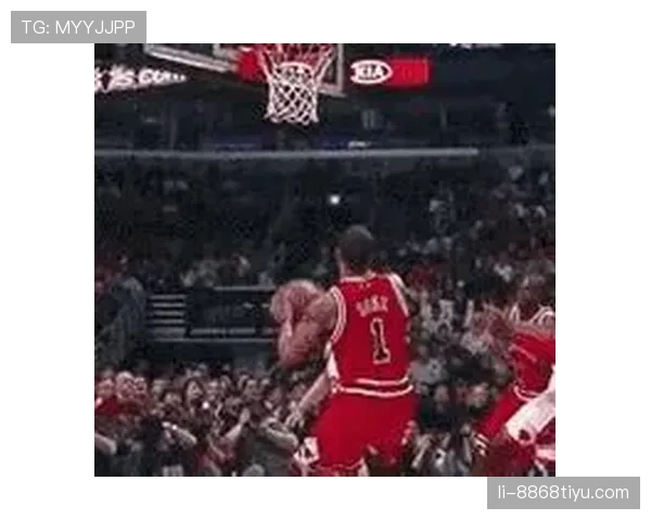 罗斯由MVP单打转替补组织，得分方式明显改变