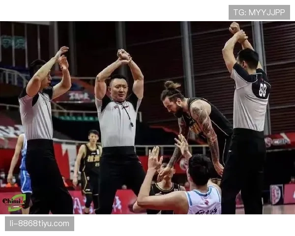篮球干扰球规则国际差异全解析：FIBA与NBA有何不同？